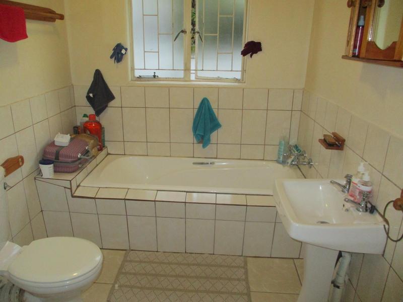 2 Bedroom Property for Sale in Uitsig Free State